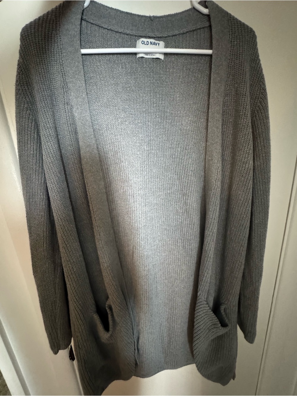 Old Navy Gray Open-Front Knit Cardigan with Pockets